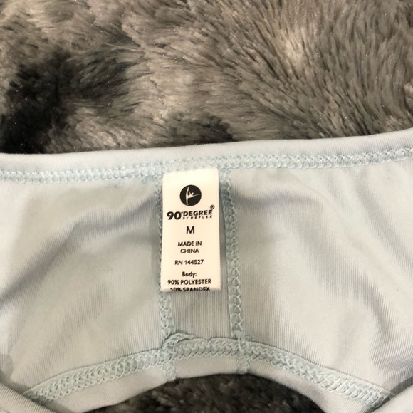 ❤️90 DEGREE YOGA GRAY SILVER TANK TOP W/ CUTE BACK CUT OUT❤️ - Picture 7 of 7